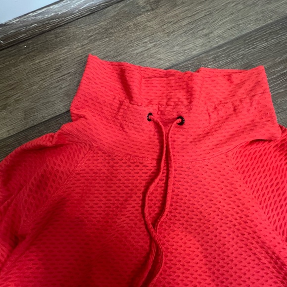 Soulcycke x KORAL Pump cowl-neck Pullover - Picture 4 of 9